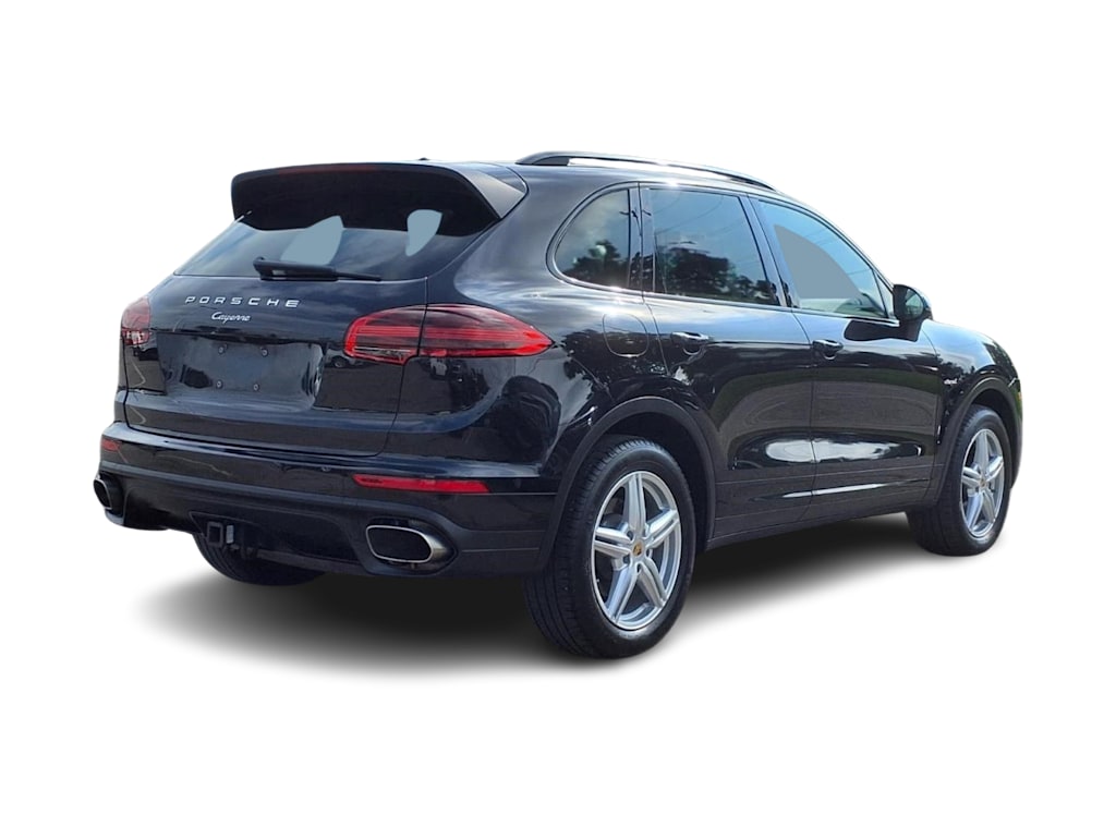 Thumbnail: 2015 Porsche Cayenne - 17