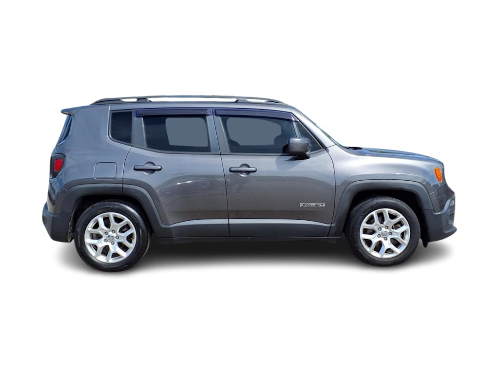 Thumbnail: 2016 Jeep Renegade - 17