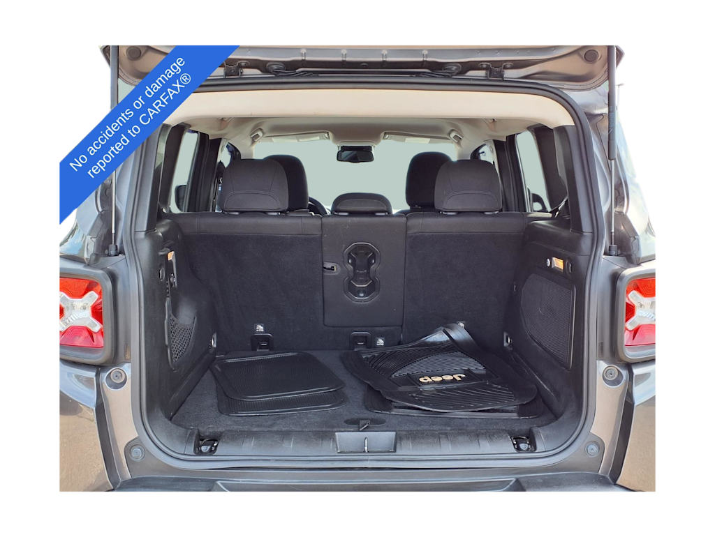 Thumbnail: 2016 Jeep Renegade - 15