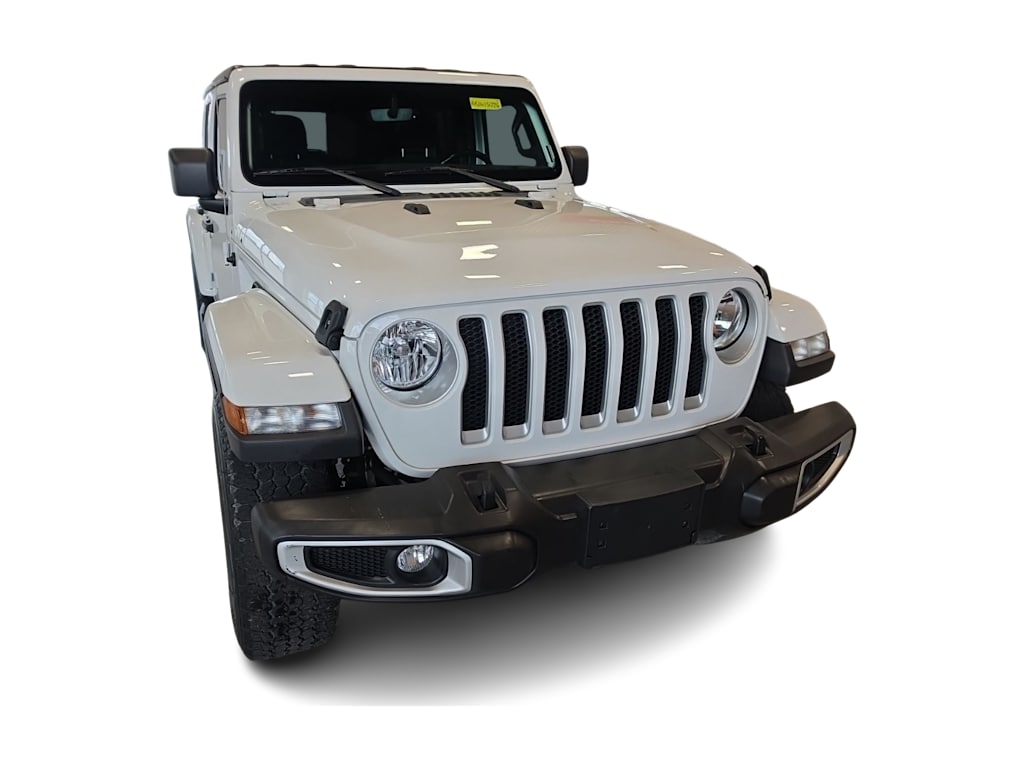 Thumbnail: 2022 Jeep Wrangler - 17