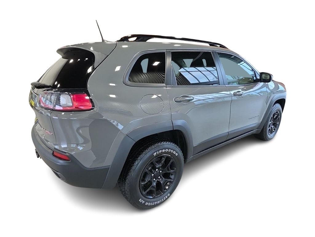 Thumbnail: 2022 Jeep Cherokee - 20