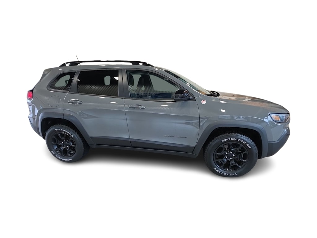 Thumbnail: 2022 Jeep Cherokee - 18