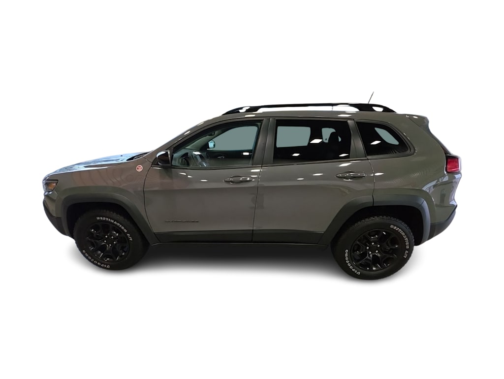 Thumbnail: 2022 Jeep Cherokee - 24