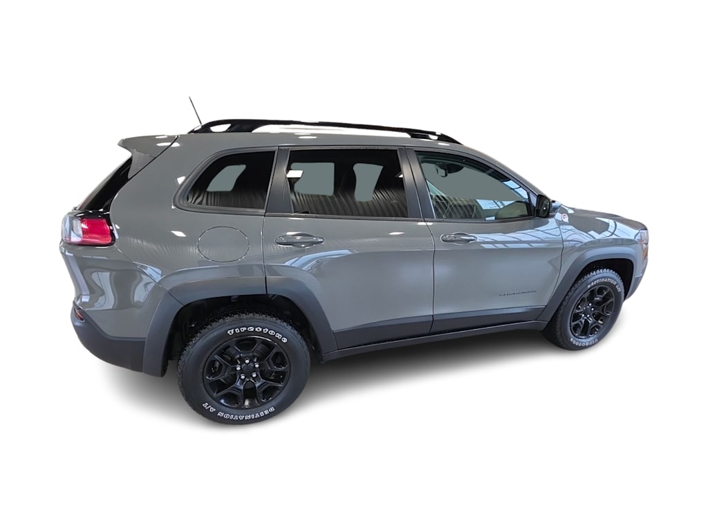 Thumbnail: 2022 Jeep Cherokee - 19