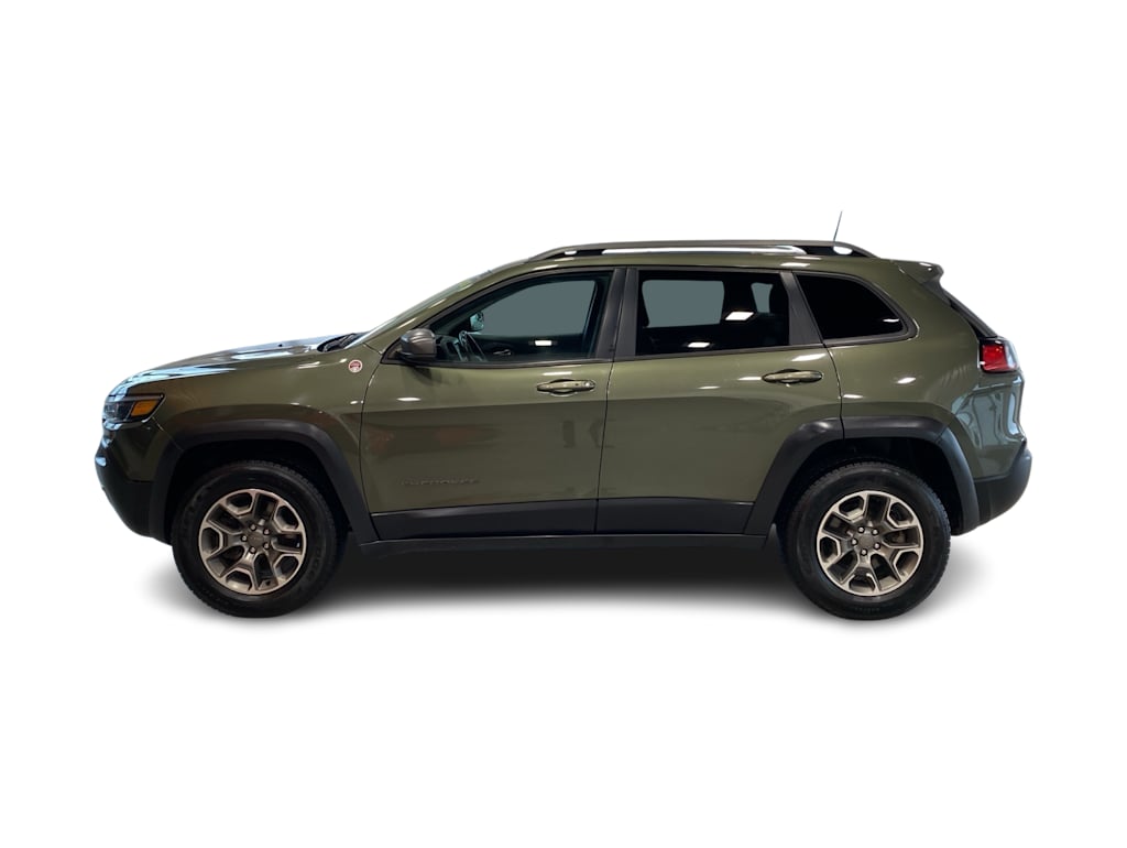 Thumbnail: 2020 Jeep Cherokee - 3