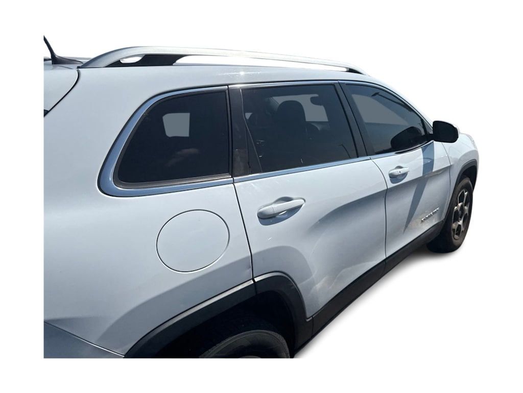 Thumbnail: 2021 Jeep Cherokee - 14
