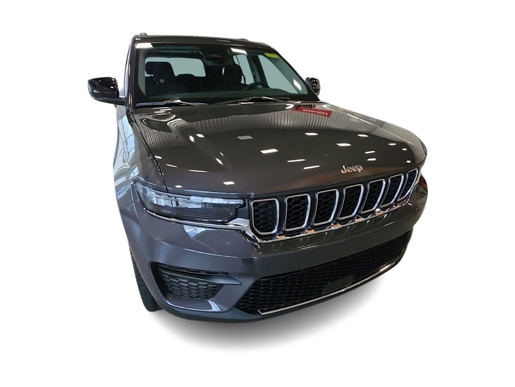 Thumbnail: 2023 Jeep Grand Cherokee - 14