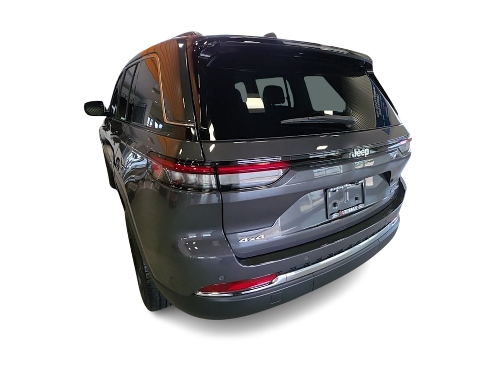 Thumbnail: 2023 Jeep Grand Cherokee - 4