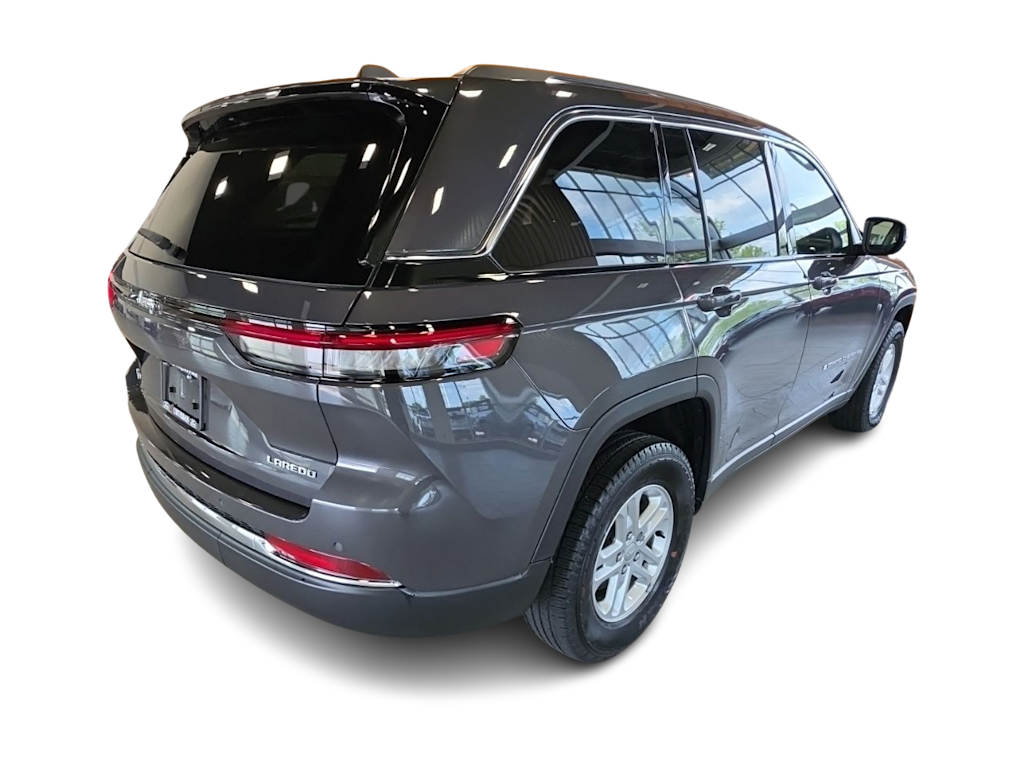 Thumbnail: 2023 Jeep Grand Cherokee - 19