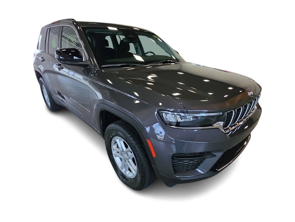 Thumbnail: 2023 Jeep Grand Cherokee - 15