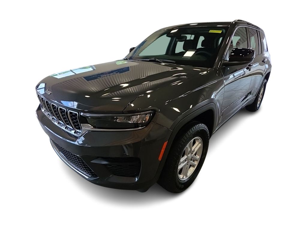 Thumbnail: 2023 Jeep Grand Cherokee - 12