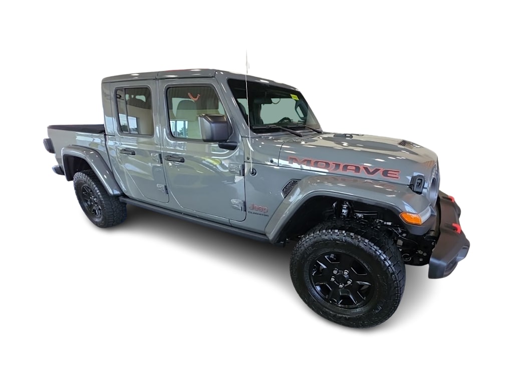 Thumbnail: 2021 Jeep Gladiator - 17