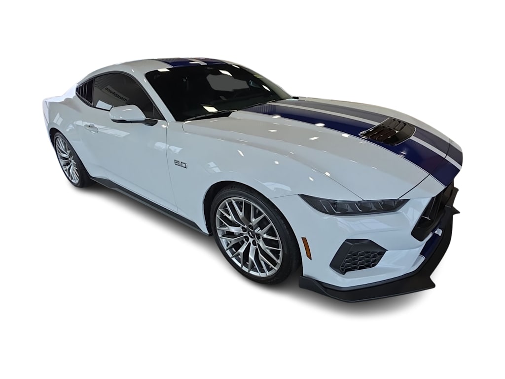 Thumbnail: 2025 Ford Mustang - 15