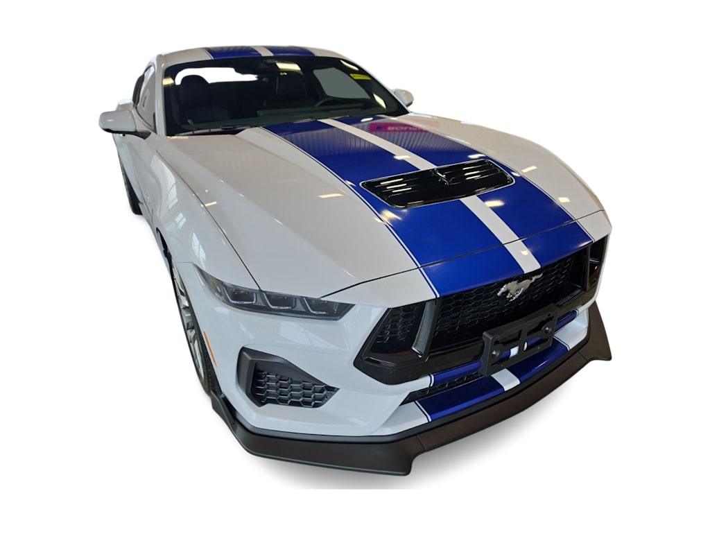 Thumbnail: 2025 Ford Mustang - 4