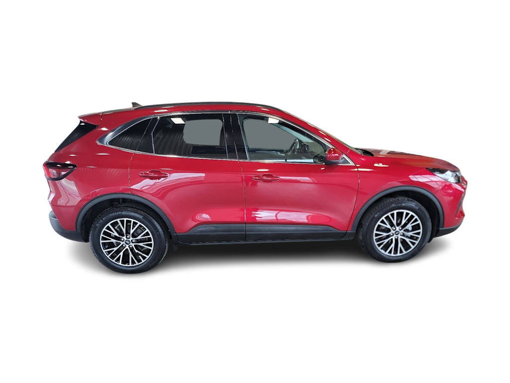 Thumbnail: 2025 Ford Escape - 16