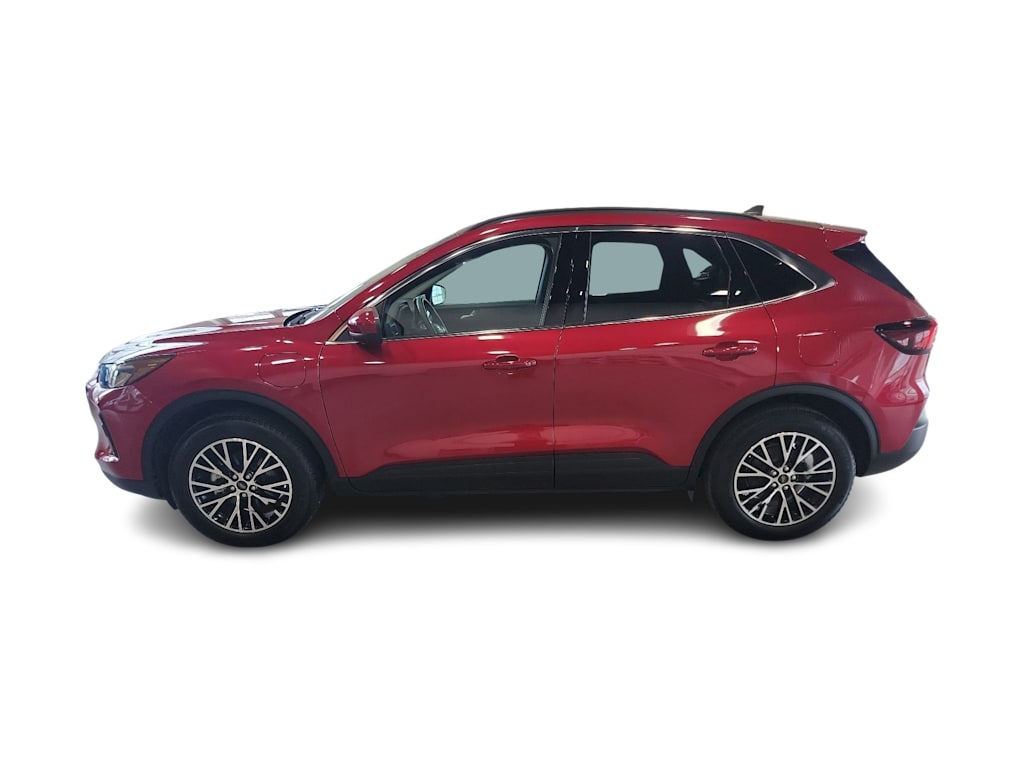 Thumbnail: 2025 Ford Escape - 3
