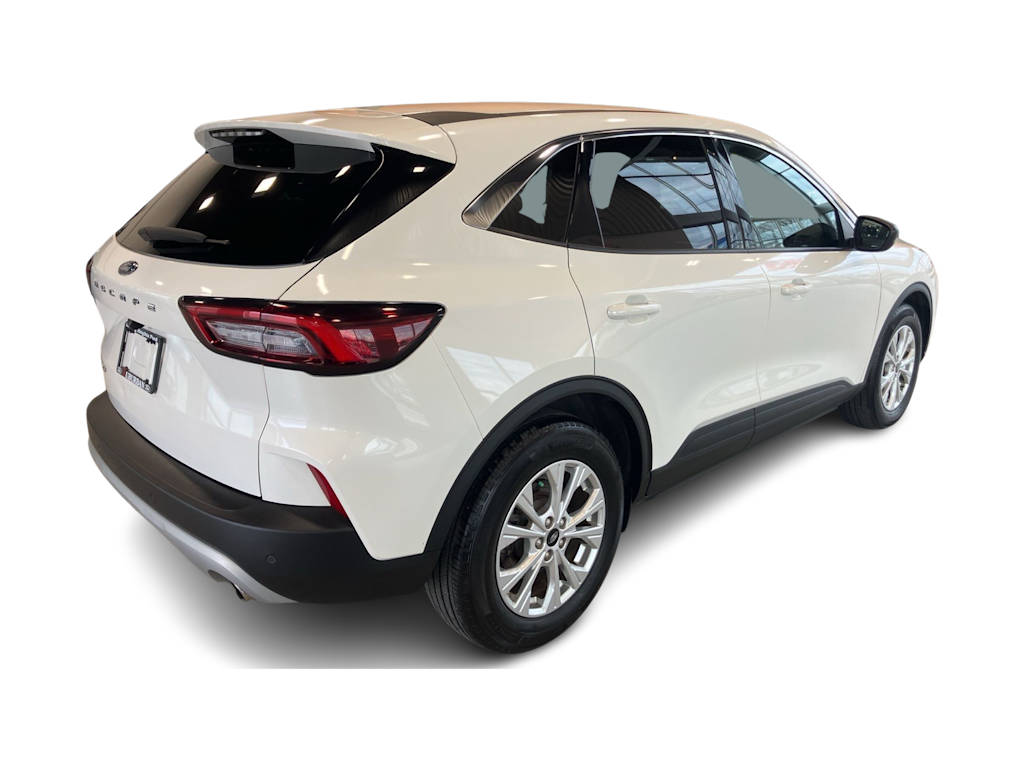 Thumbnail: 2023 Ford Escape - 17