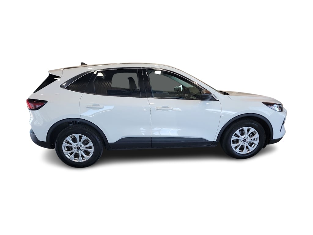 Thumbnail: 2023 Ford Escape - 15