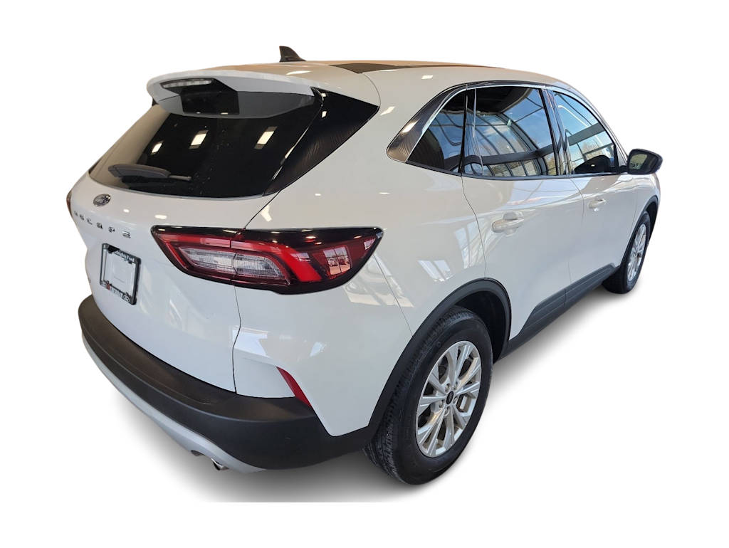 Thumbnail: 2023 Ford Escape - 16