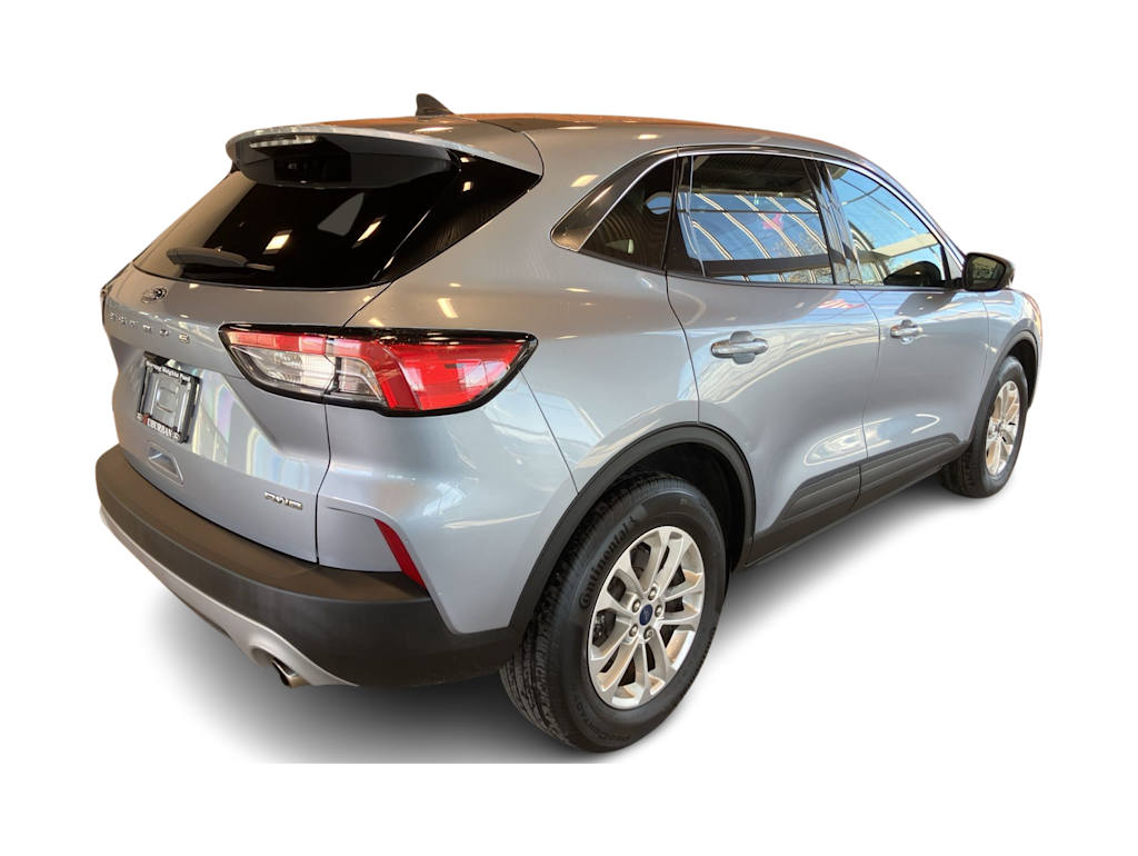 Thumbnail: 2022 Ford Escape - 16