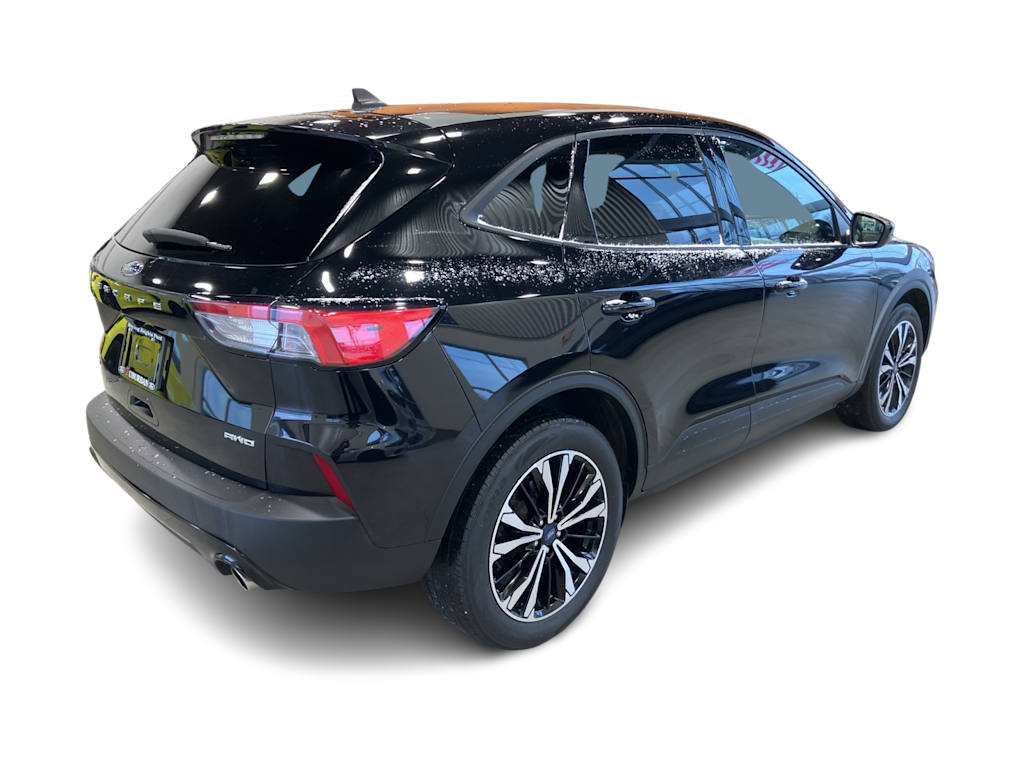 Thumbnail: 2022 Ford Escape - 15