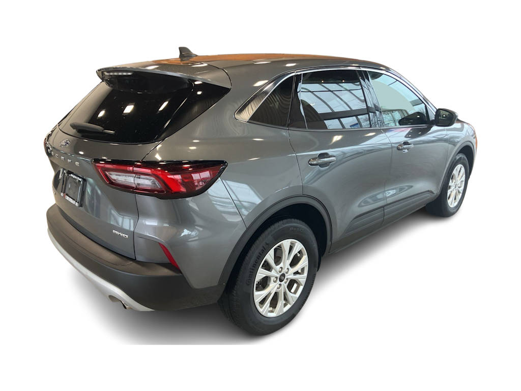 Thumbnail: 2023 Ford Escape - 17