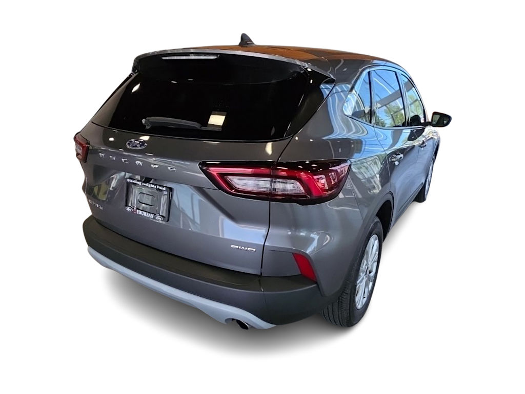 Thumbnail: 2023 Ford Escape - 21