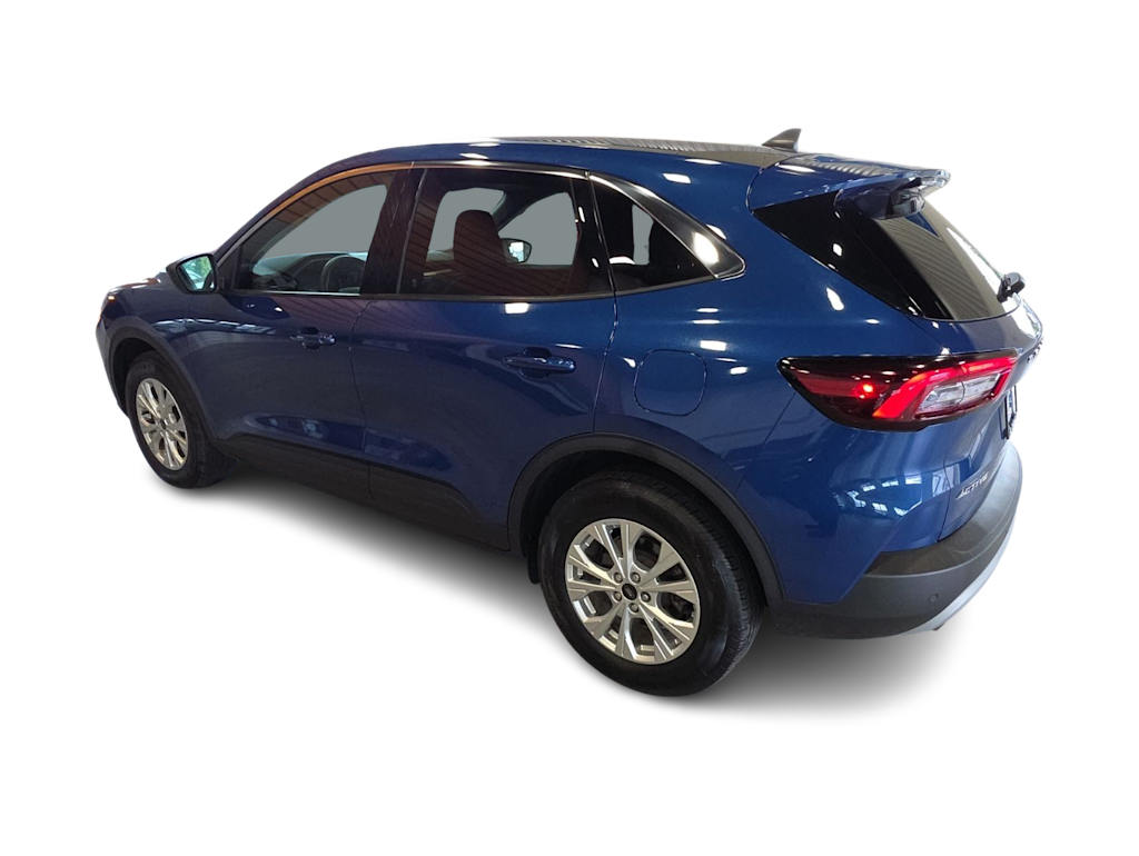Thumbnail: 2023 Ford Escape - 18