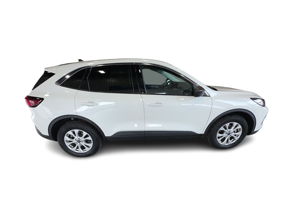 Thumbnail: 2023 Ford Escape - 17