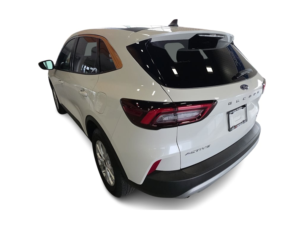 Thumbnail: 2023 Ford Escape - 4