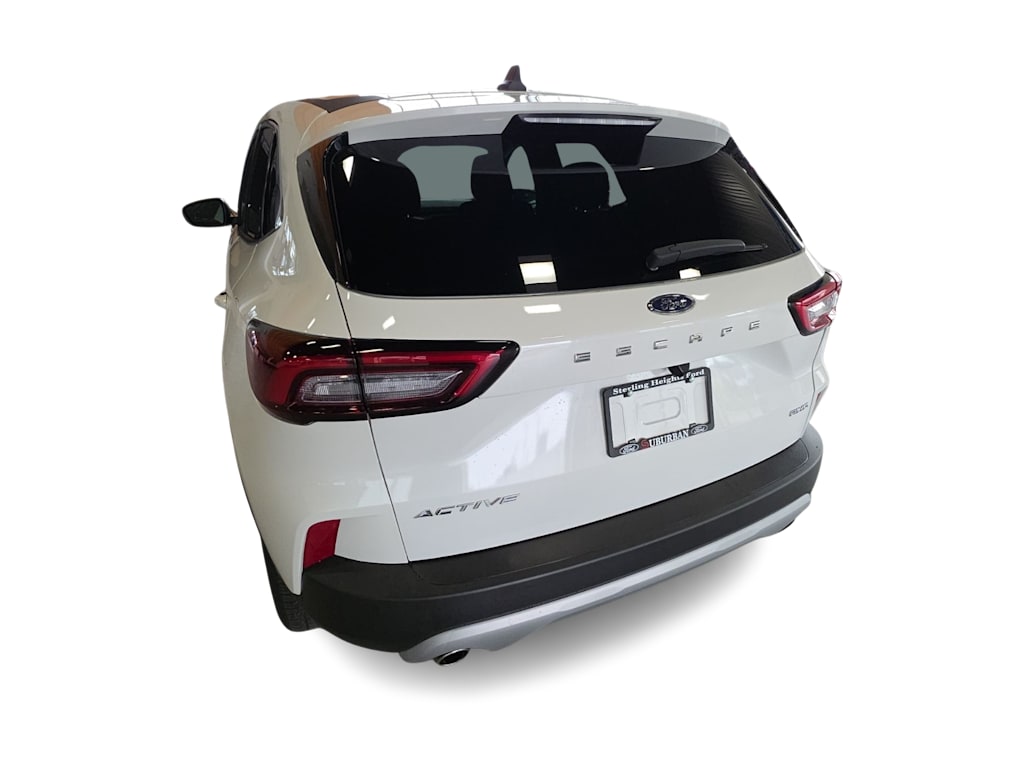 Thumbnail: 2023 Ford Escape - 20