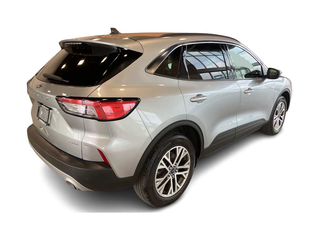 Thumbnail: 2022 Ford Escape - 16