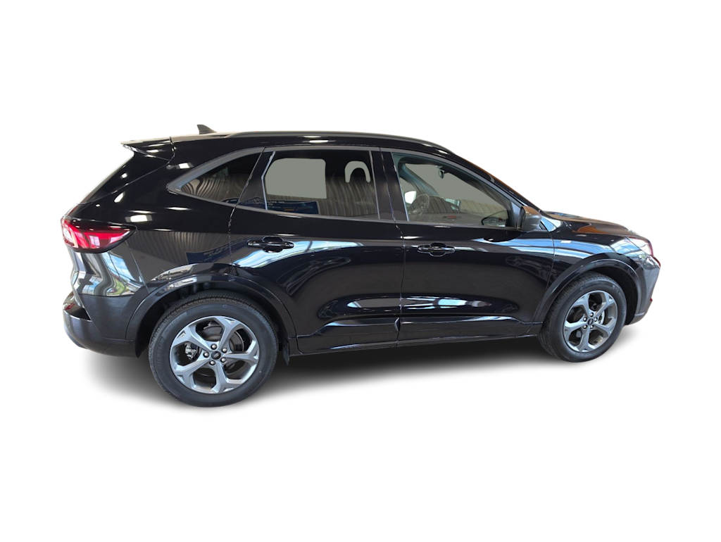 Thumbnail: 2023 Ford Escape - 16