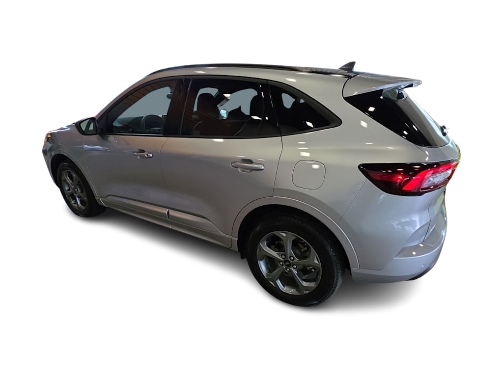 Thumbnail: 2023 Ford Escape - 21