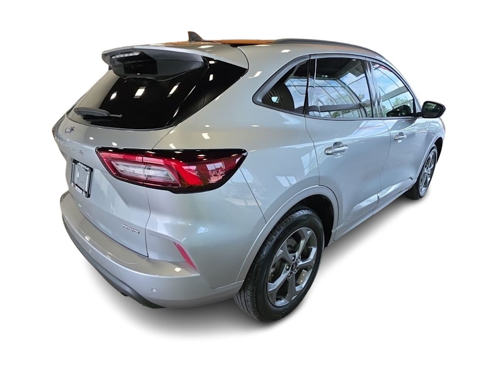 Thumbnail: 2023 Ford Escape - 18