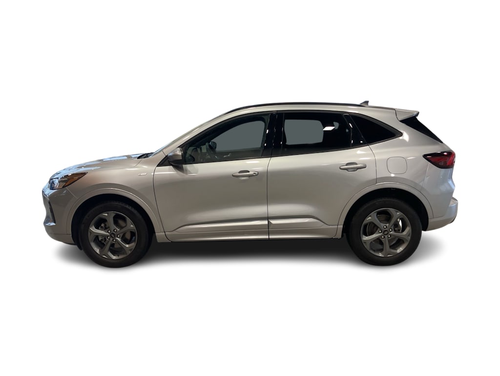 Thumbnail: 2023 Ford Escape - 3