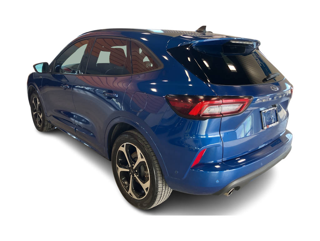 Thumbnail: 2023 Ford Escape - 4