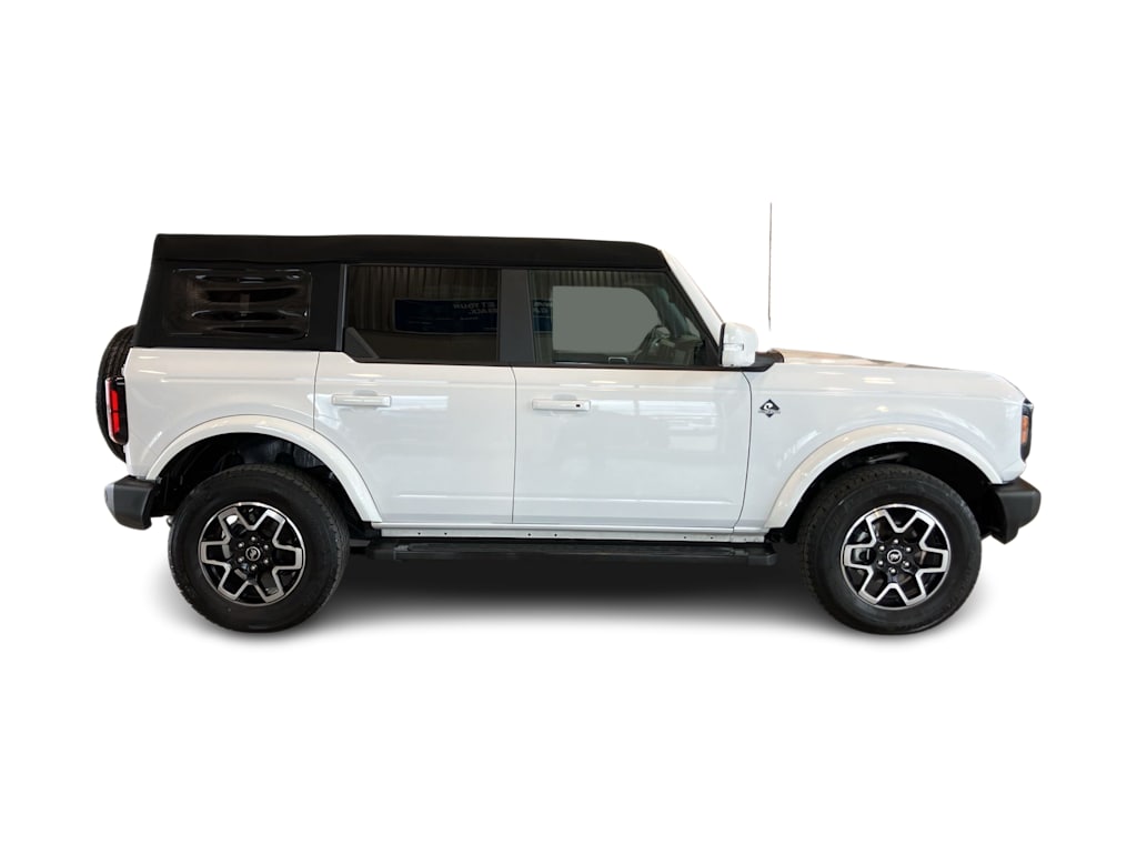 Thumbnail: 2023 Ford Bronco - 17