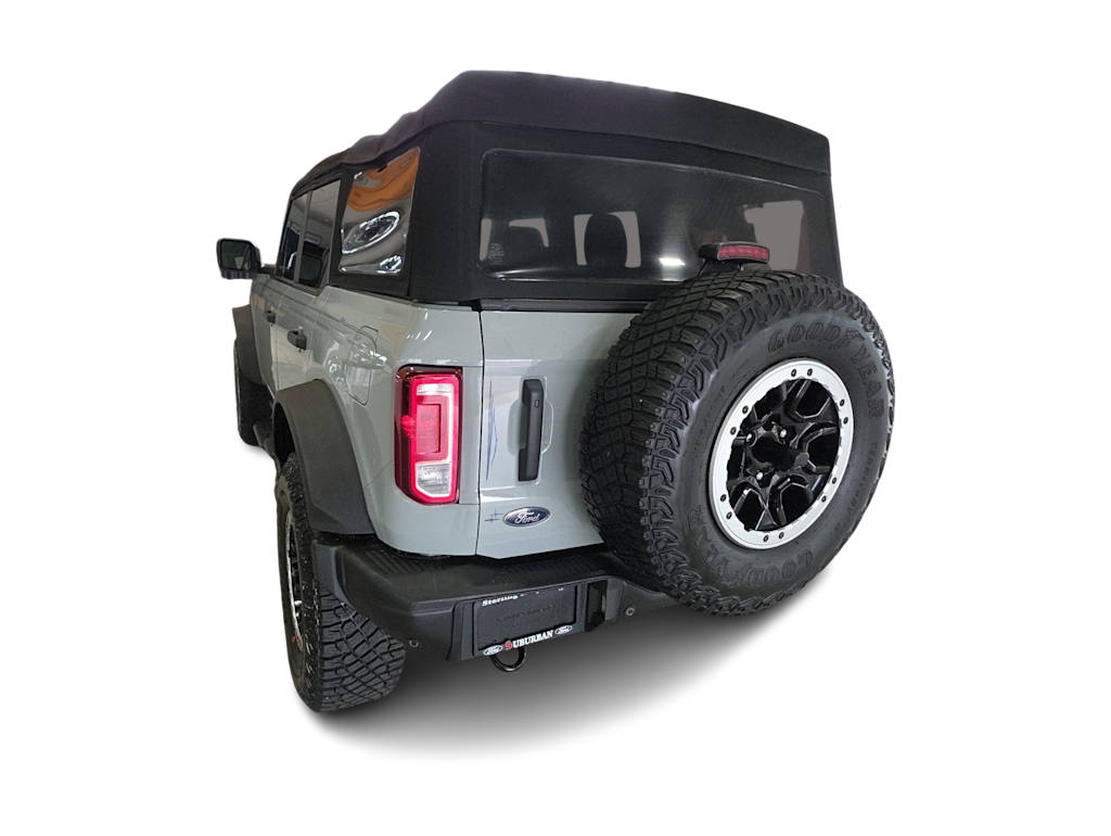 Thumbnail: 2022 Ford Bronco - 4