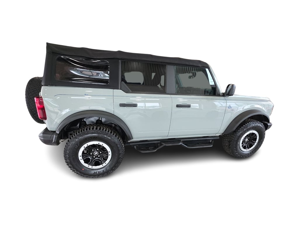 Thumbnail: 2022 Ford Bronco - 17