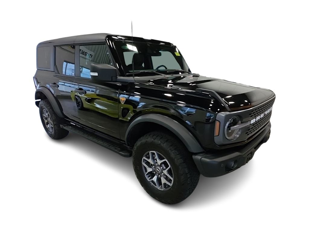 Thumbnail: 2023 Ford Bronco - 17