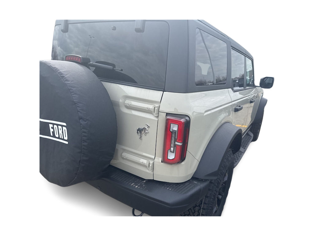Thumbnail: 2026 Ford Bronco - 17