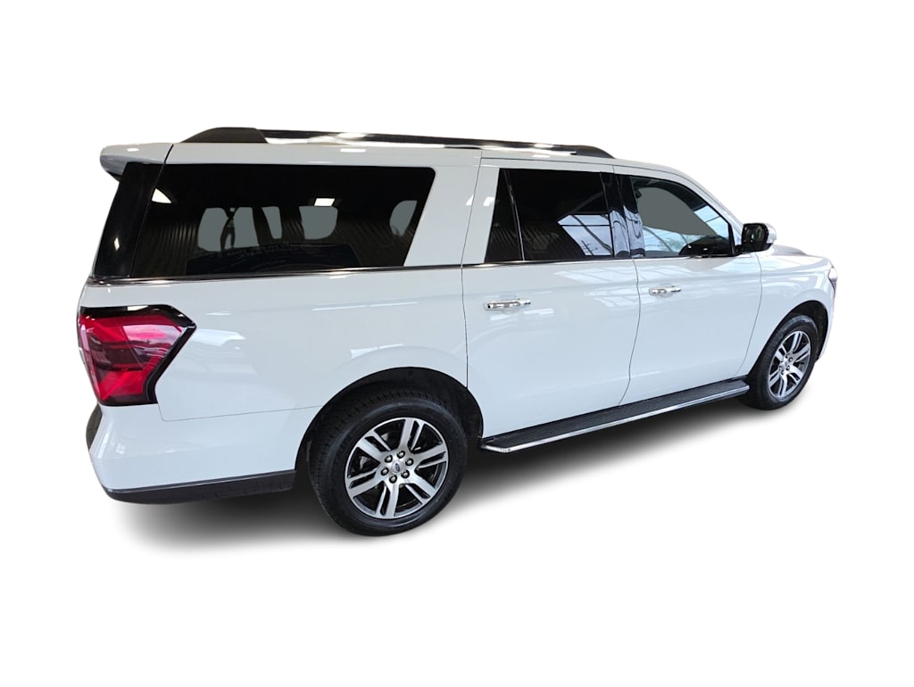 Thumbnail: 2023 Ford Expedition MAX - 17