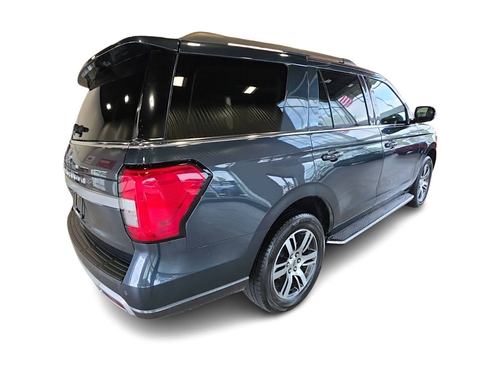 Thumbnail: 2022 Ford Expedition - 18
