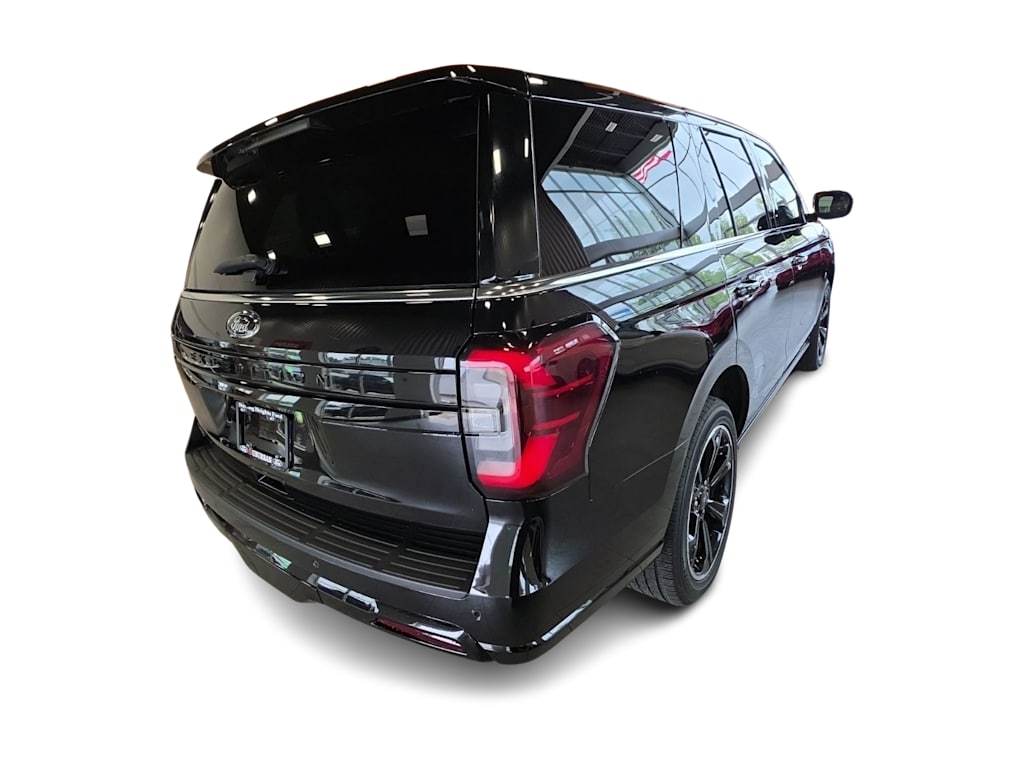Thumbnail: 2023 Ford Expedition - 21
