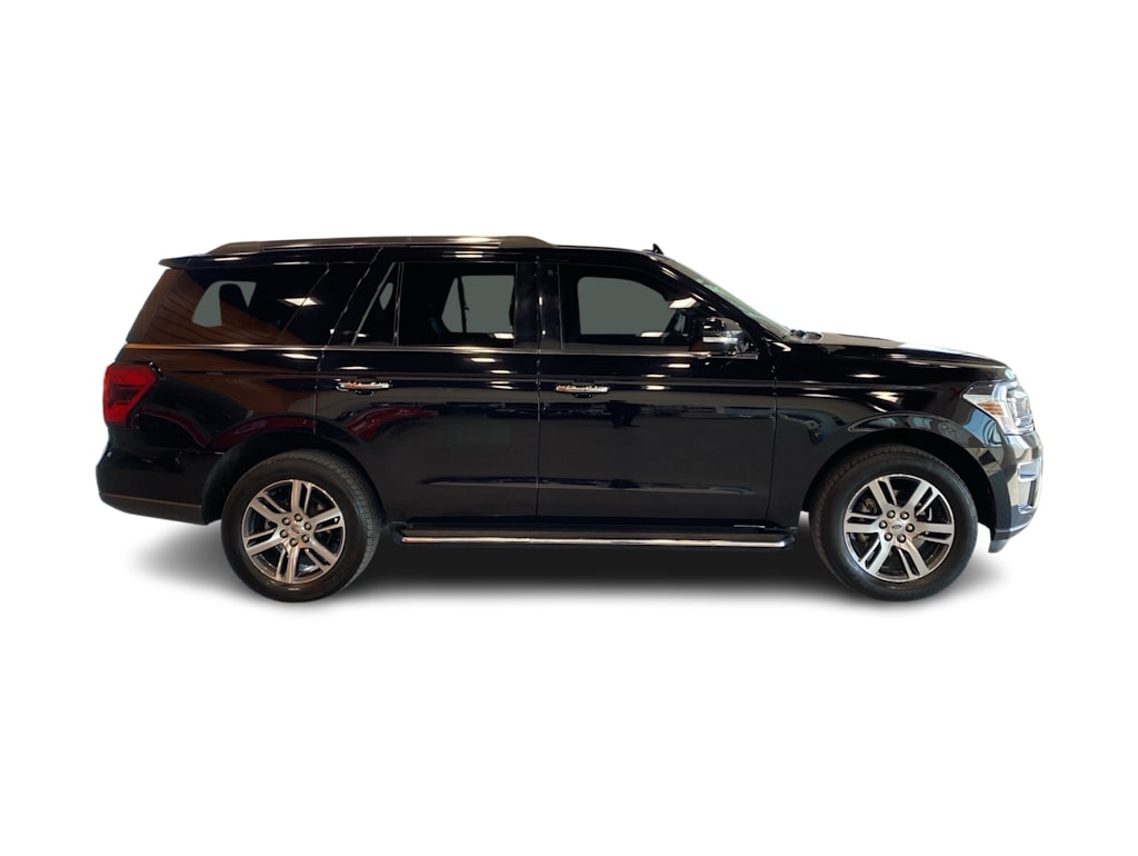 Thumbnail: 2022 Ford Expedition - 17