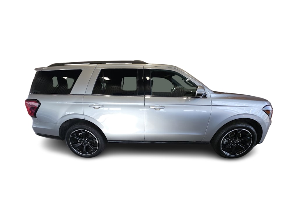 Thumbnail: 2022 Ford Expedition - 16