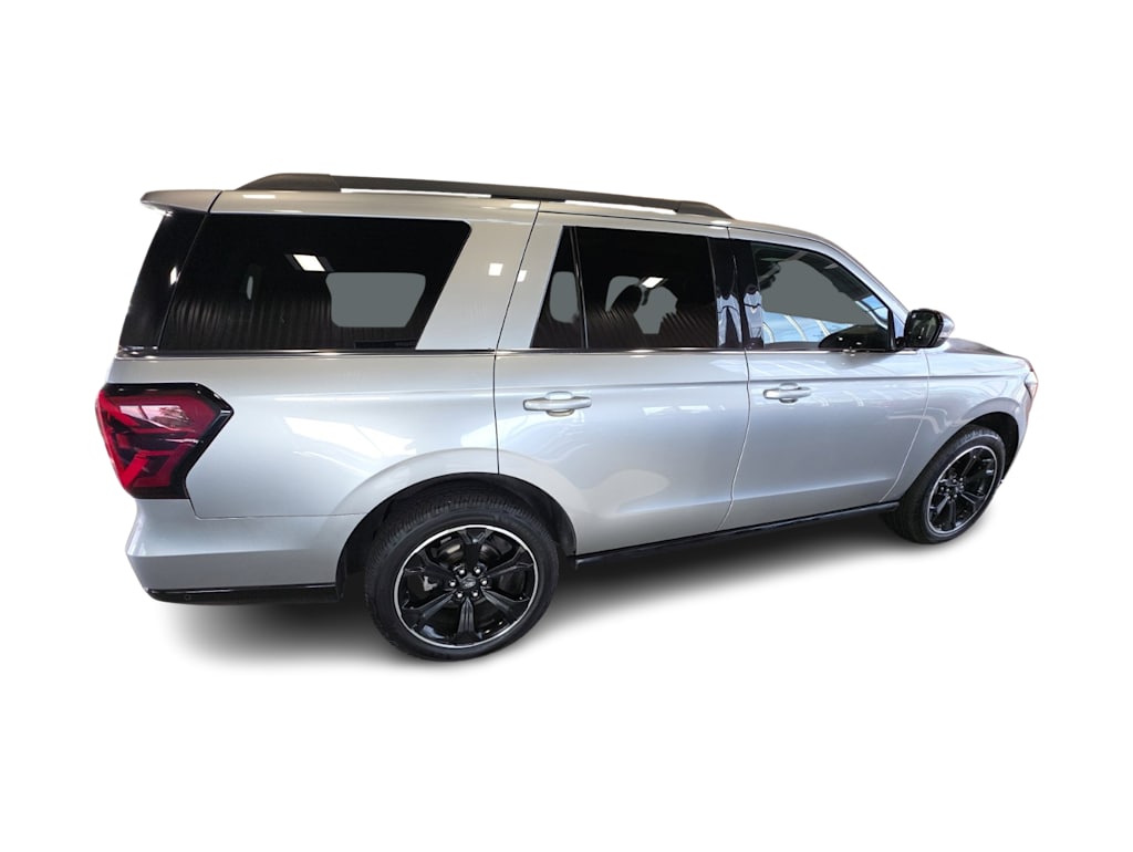 Thumbnail: 2022 Ford Expedition - 17