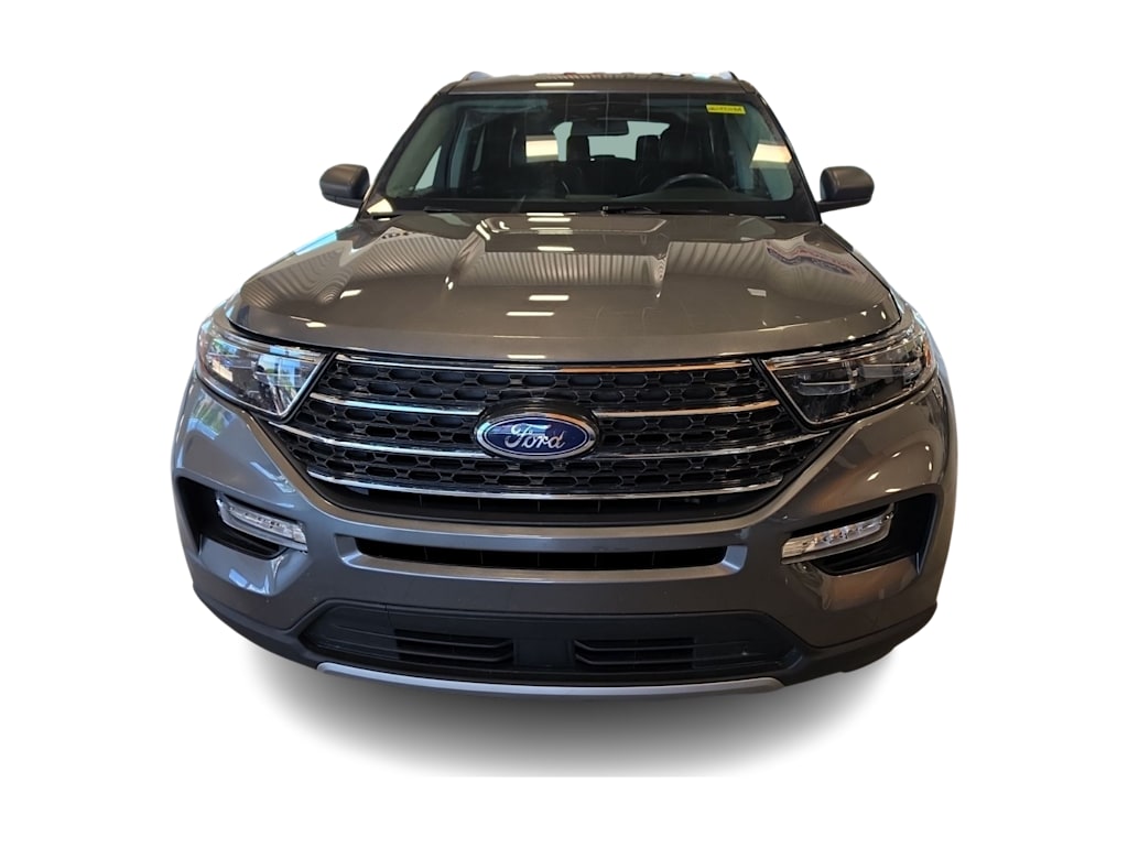 Thumbnail: 2022 Ford Explorer - 6