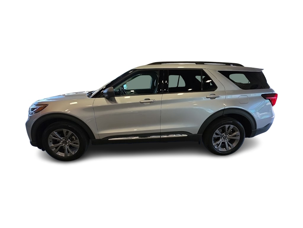 Thumbnail: 2025 Ford Explorer - 3